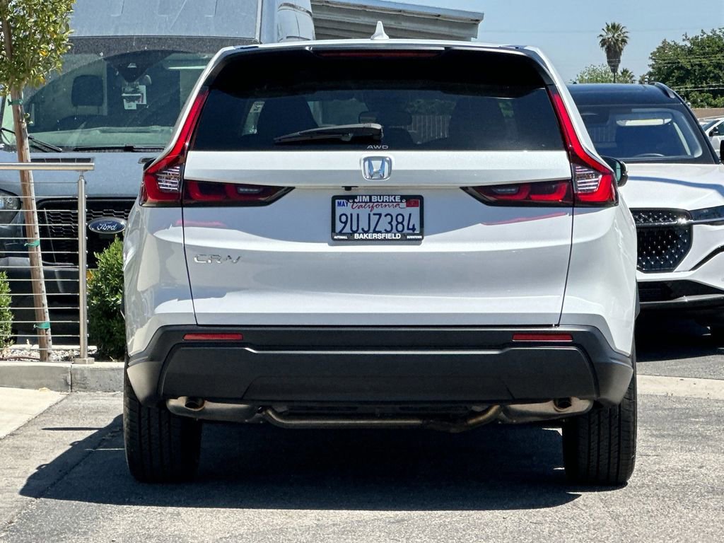 Used 2025 Honda CR-V LX image 4