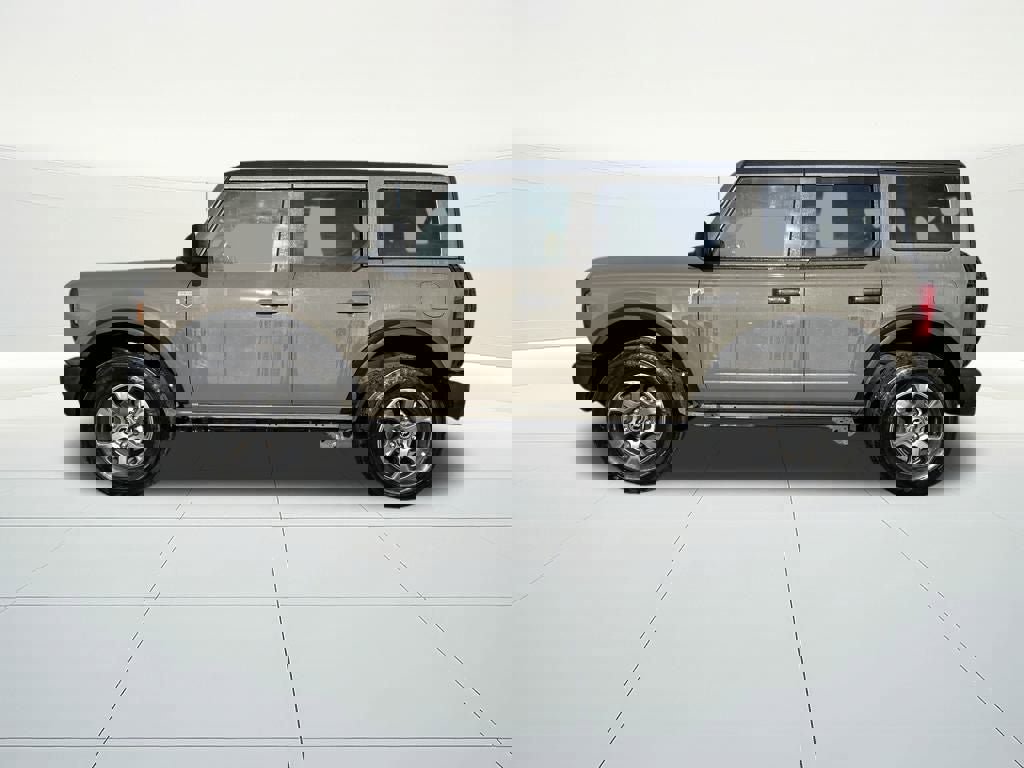 Certified 2025 Ford Bronco Big Bend image 2