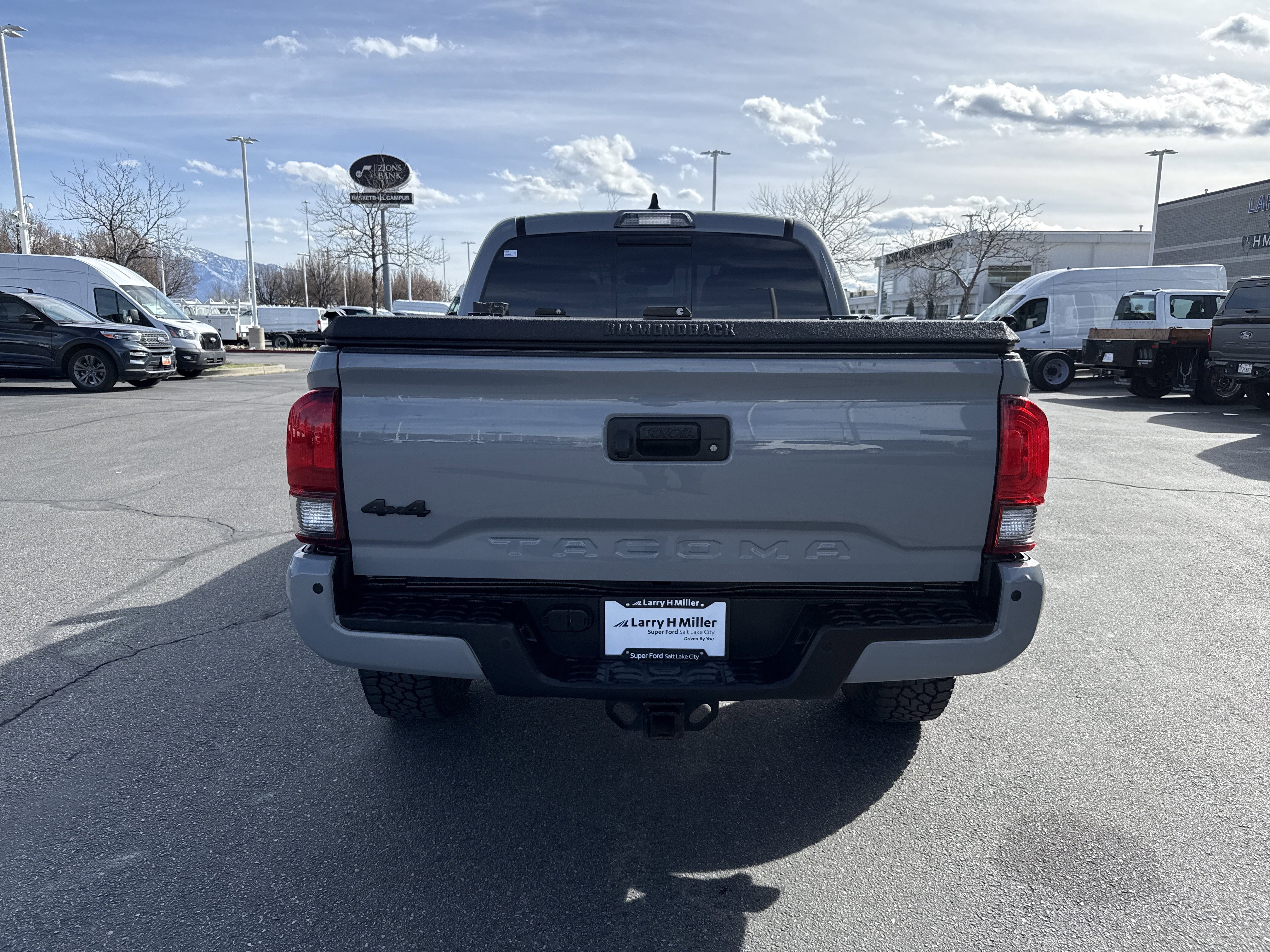 Used 2020 Toyota Tacoma SR5 image 4