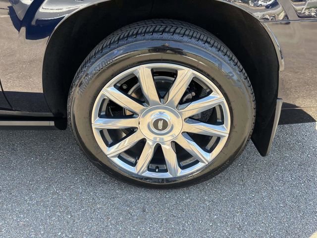 Used 2024 Cadillac Escalade ESV Premium Luxury Platinum image 6