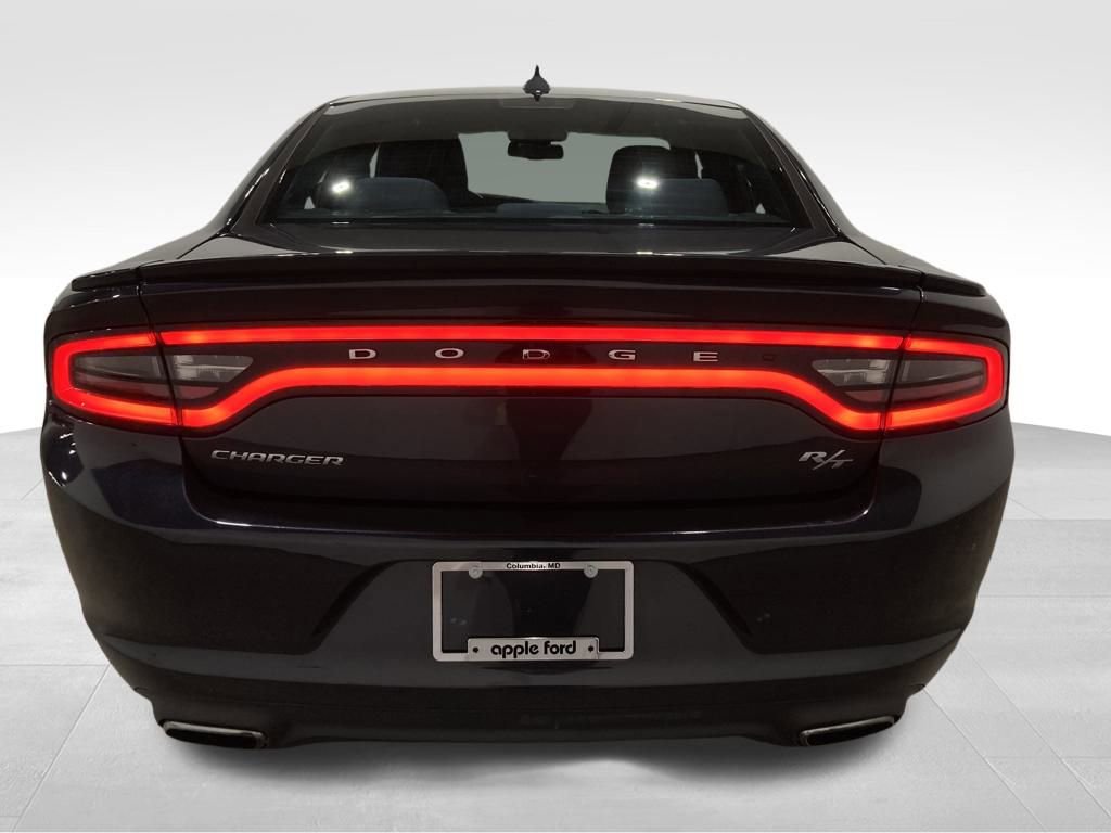 Used 2017 Dodge Charger R/T image 3