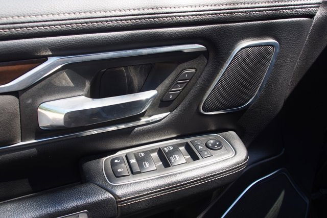 Used 2021 RAM 1500 Laramie AWD/4WD image 19