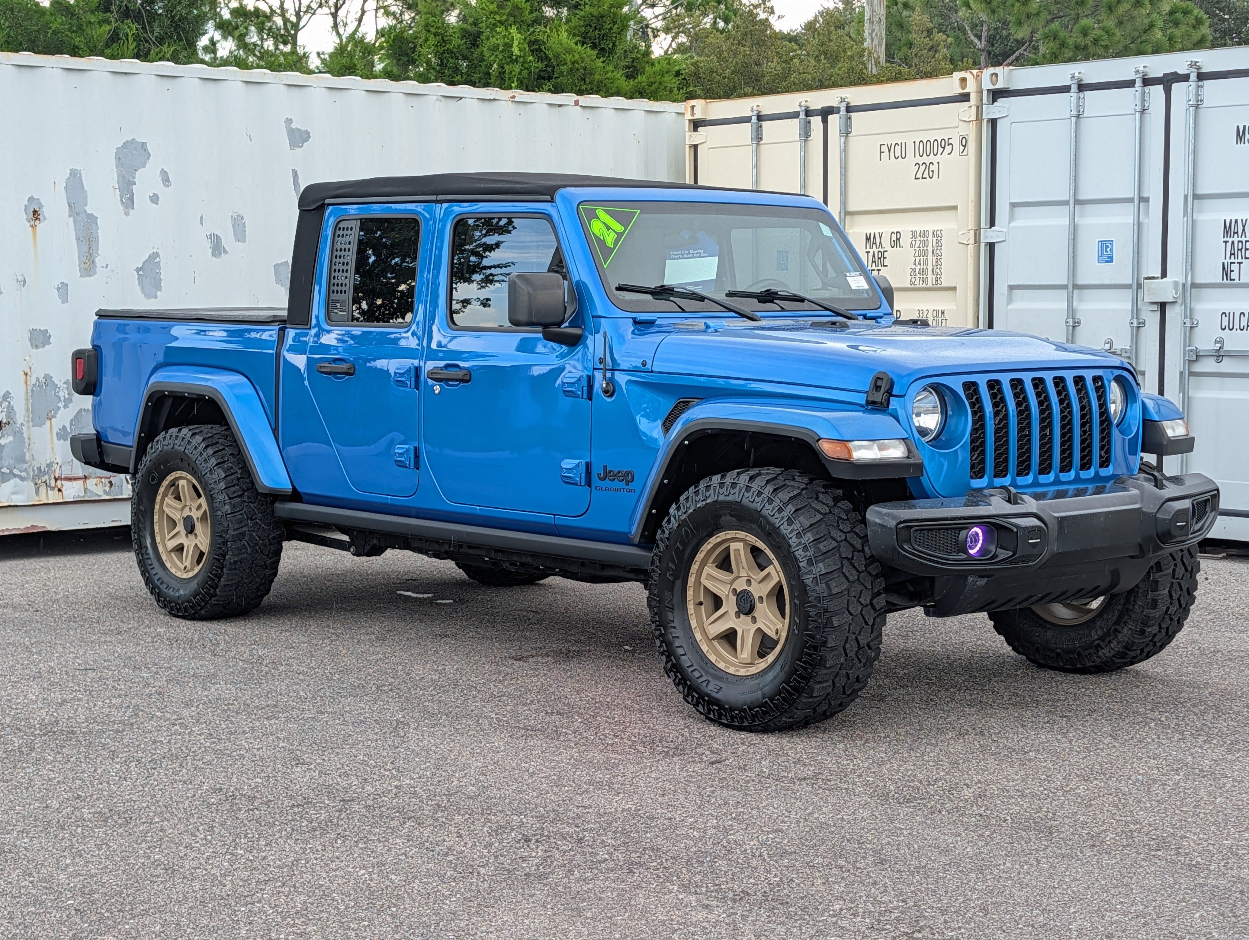 Used 2021 Jeep Gladiator Sport AWD/4WD image 3