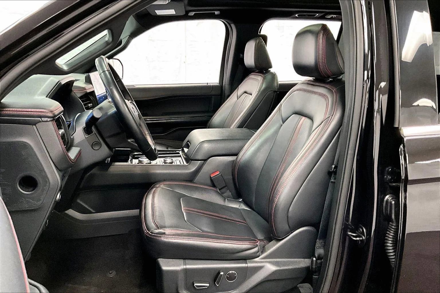 Certified 2022 Ford Expedition Max Limited image 24