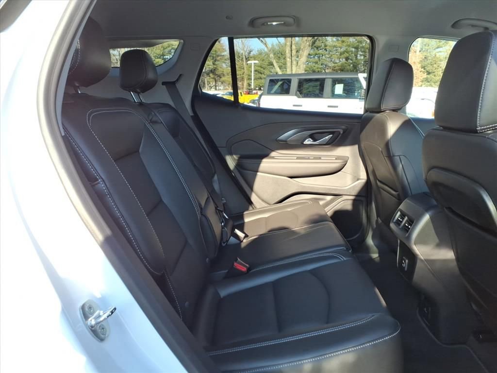 Used 2022 GMC Terrain SLT image 12