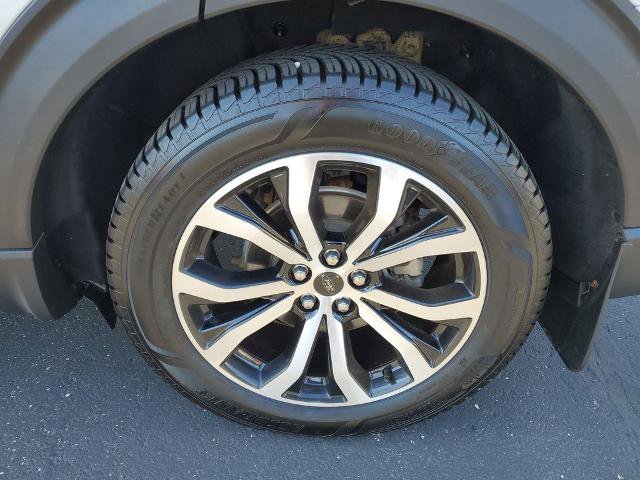 Certified 2023 Ford Explorer ST-Line w/ Class IV Trailer Tow Package AWD/4WD image 31