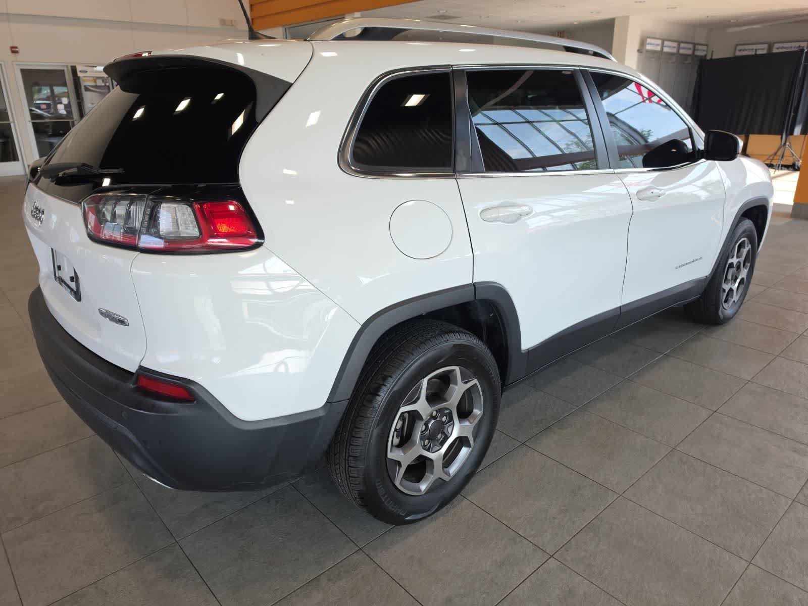 Used 2021 Jeep Cherokee Latitude Lux AWD/4WD image 7