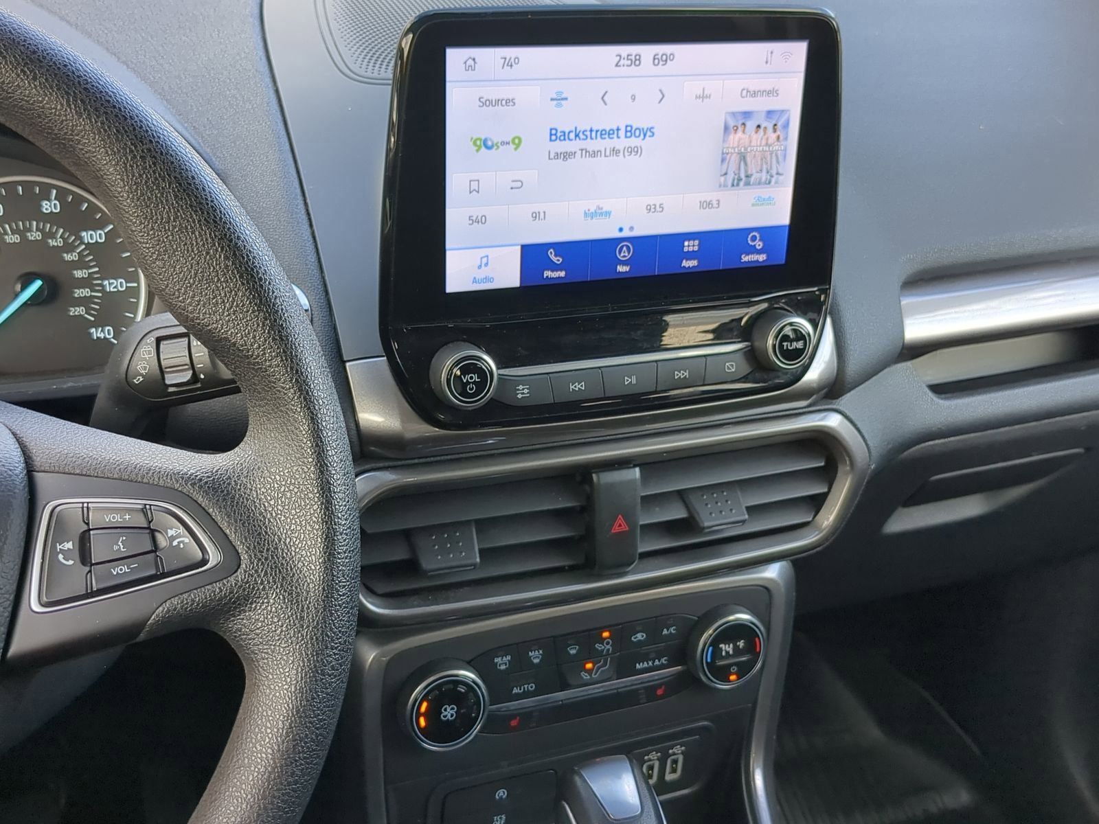 Certified 2022 Ford EcoSport SE w/ SE Convenience Package image 28