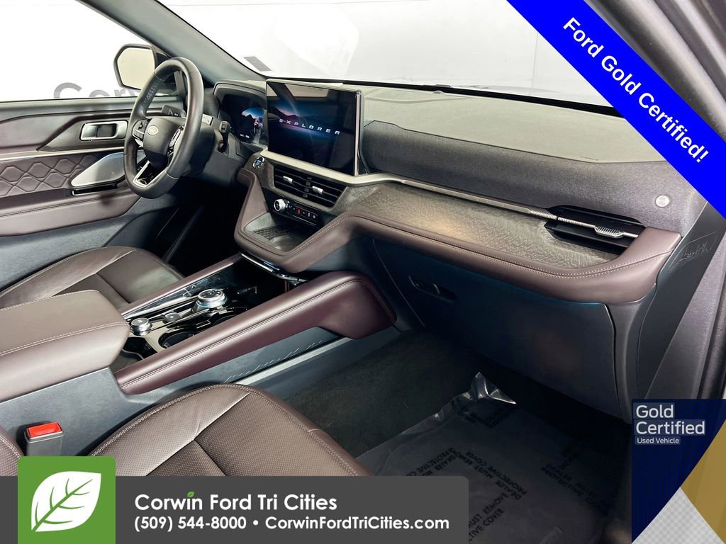 Certified 2025 Ford Explorer Platinum w/ LUX Leather Package image 31