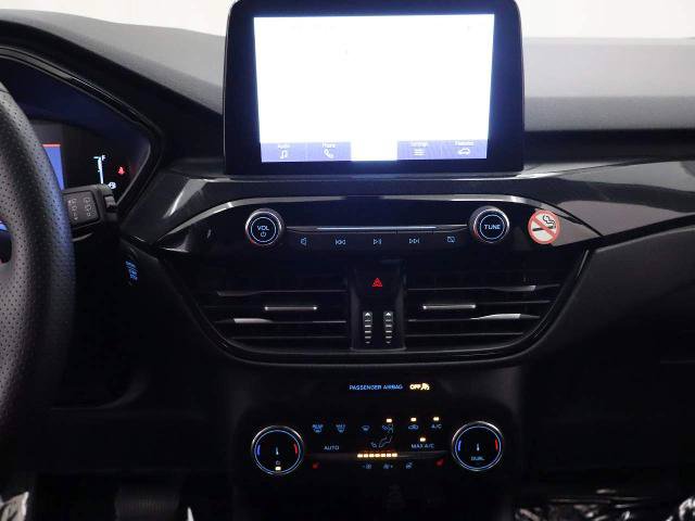 Certified 2025 Ford Escape ST-Line Select AWD/4WD image 10