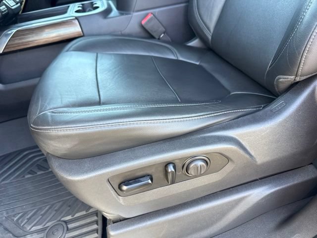 Used 2020 Chevrolet Silverado 1500 LT Trail Boss AWD/4WD image 19