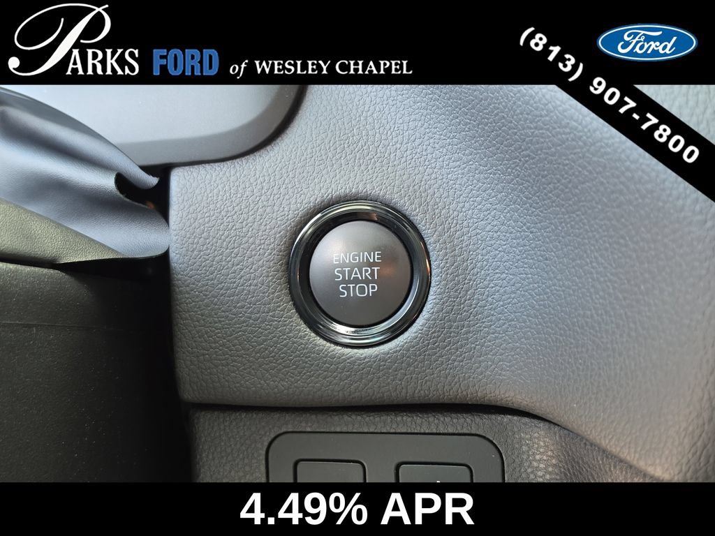 Used 2025 Toyota Tundra Limited AWD/4WD image 25