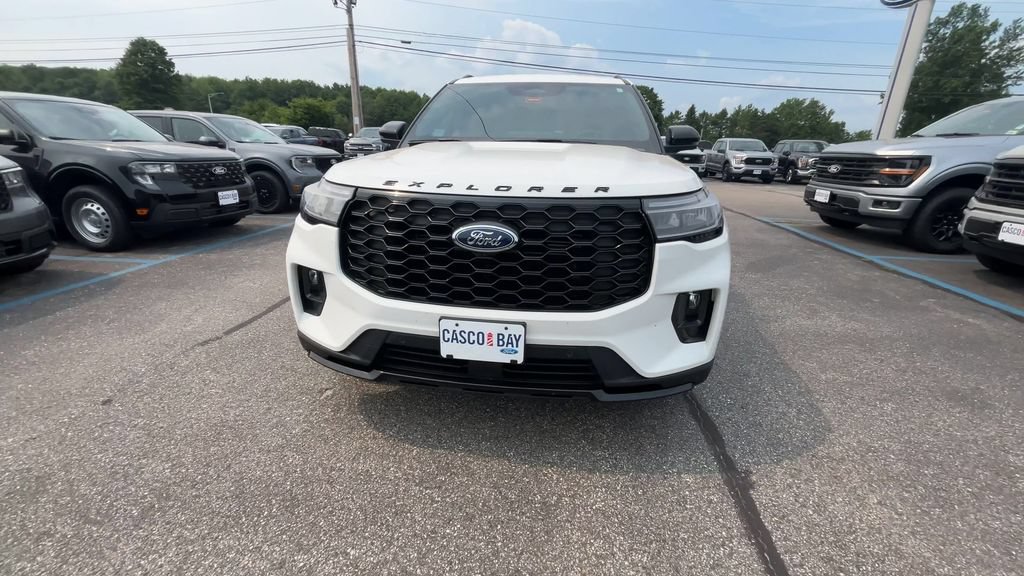 Certified 2025 Ford Explorer ST-Line w/ ST-Line Street Pack AWD/4WD image 14