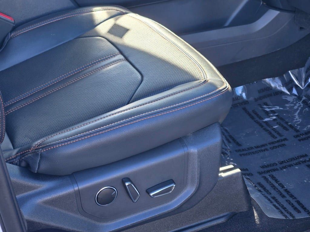 Certified 2024 Ford Expedition Timberline image 8