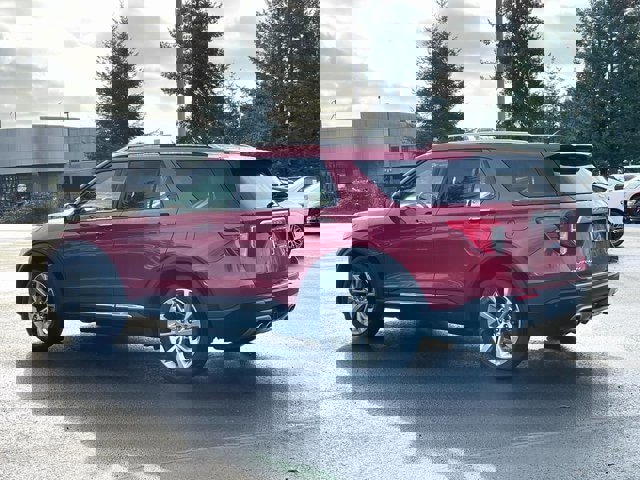 Certified 2021 Ford Explorer Platinum w/ Equipment Group 601A image 5