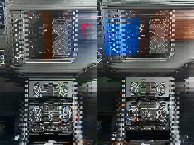 Used 2023 GMC Yukon Denali Ultimate image 17