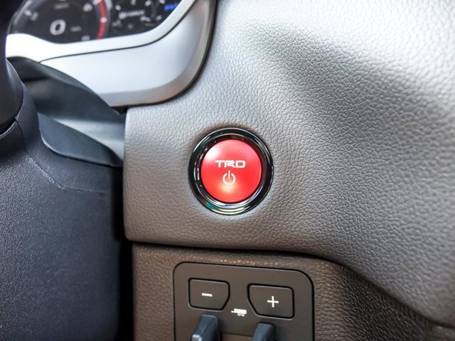 Used 2026 Toyota Tundra Limited AWD/4WD image 21