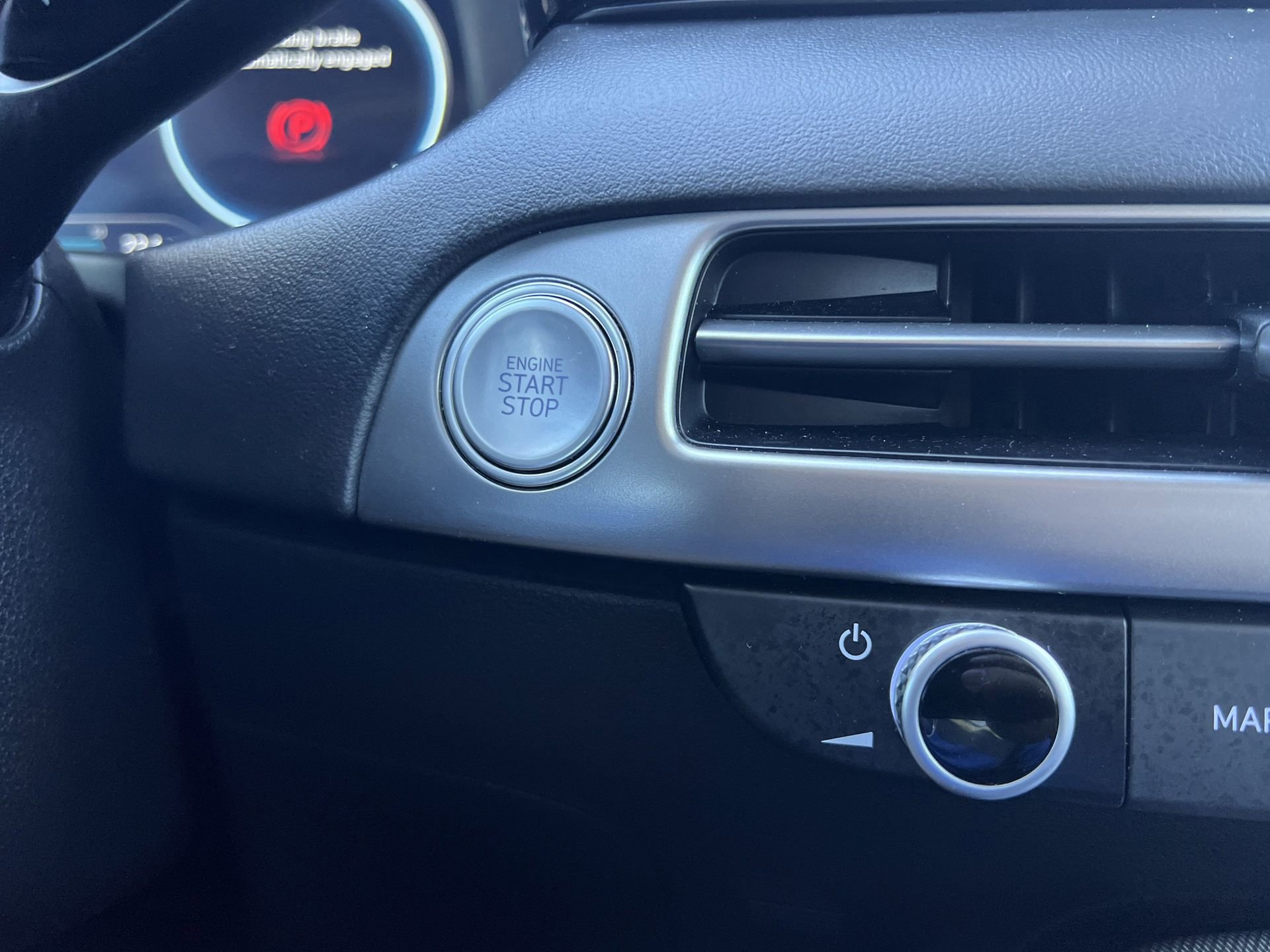 Used 2024 Hyundai Palisade SEL w/ Premium Package image 12