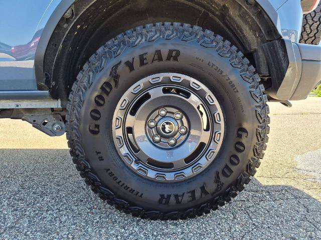 Certified 2025 Ford Bronco Badlands AWD/4WD image 11
