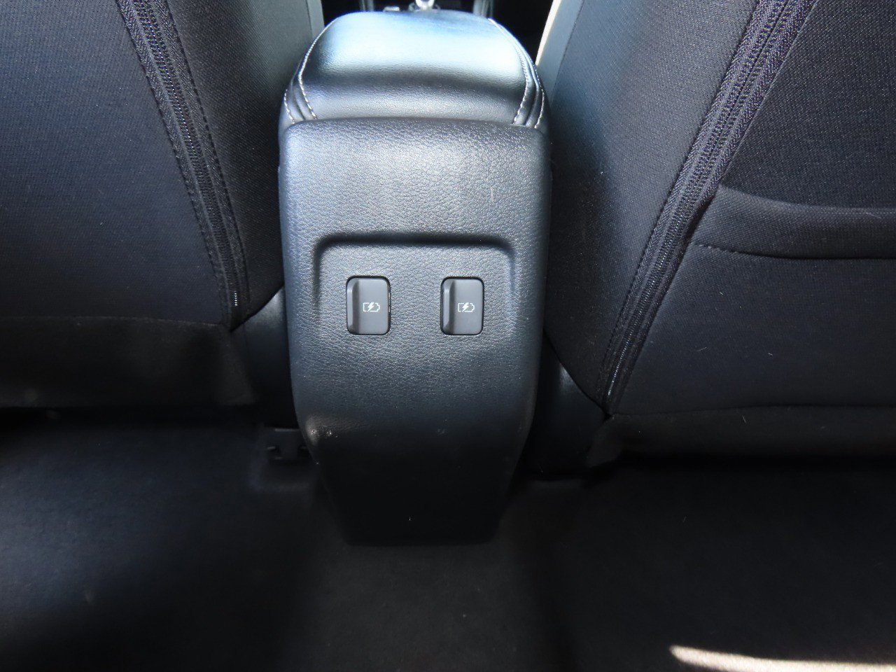 Used 2022 Nissan Kicks SV w/ Interior Electronics Package image 15