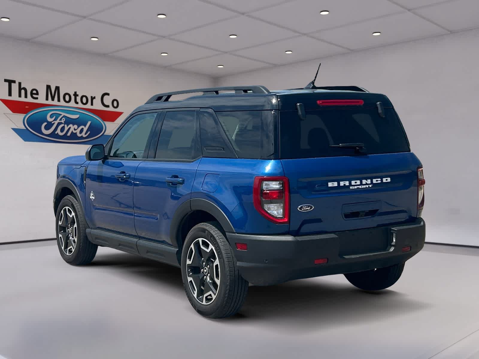 Certified 2024 Ford Bronco Sport Outer Banks w/ Tech Package AWD/4WD image 7