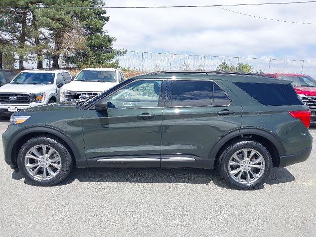 Certified 2022 Ford Explorer XLT w/ Equipment Group 202A AWD/4WD image 5