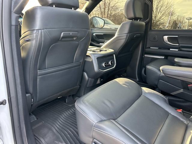 Certified 2025 Ford Expedition Platinum w/ Stealth Performance Package image 18