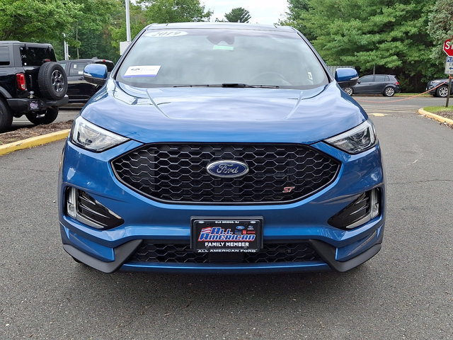 Certified 2019 Ford Edge ST w/ Convenience Package AWD/4WD image 3