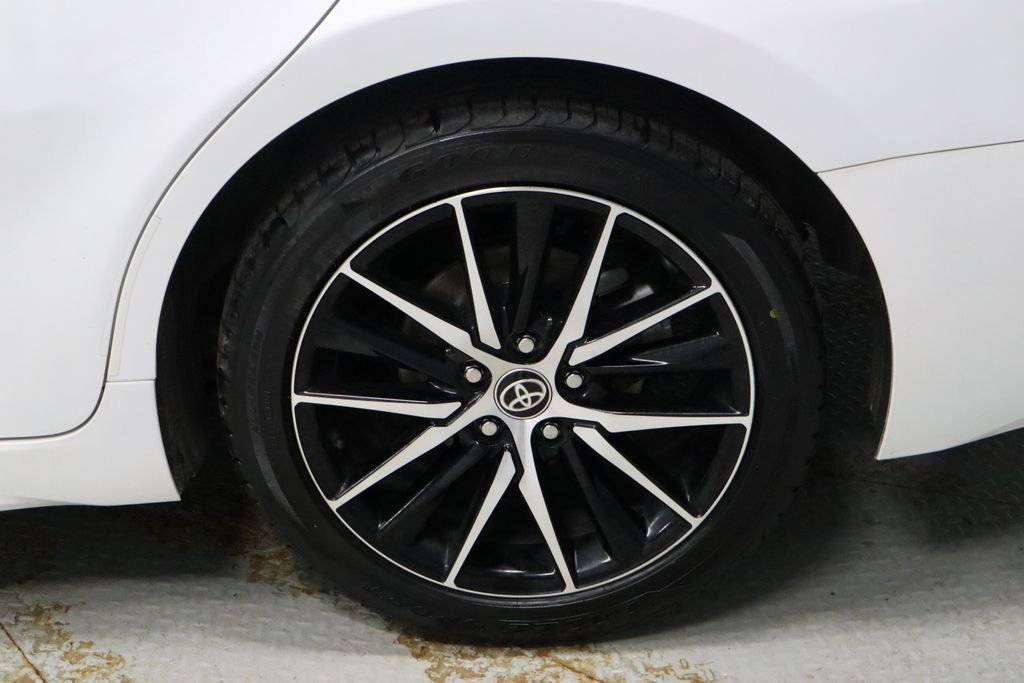 Used 2024 Toyota Camry SE FWD image 18