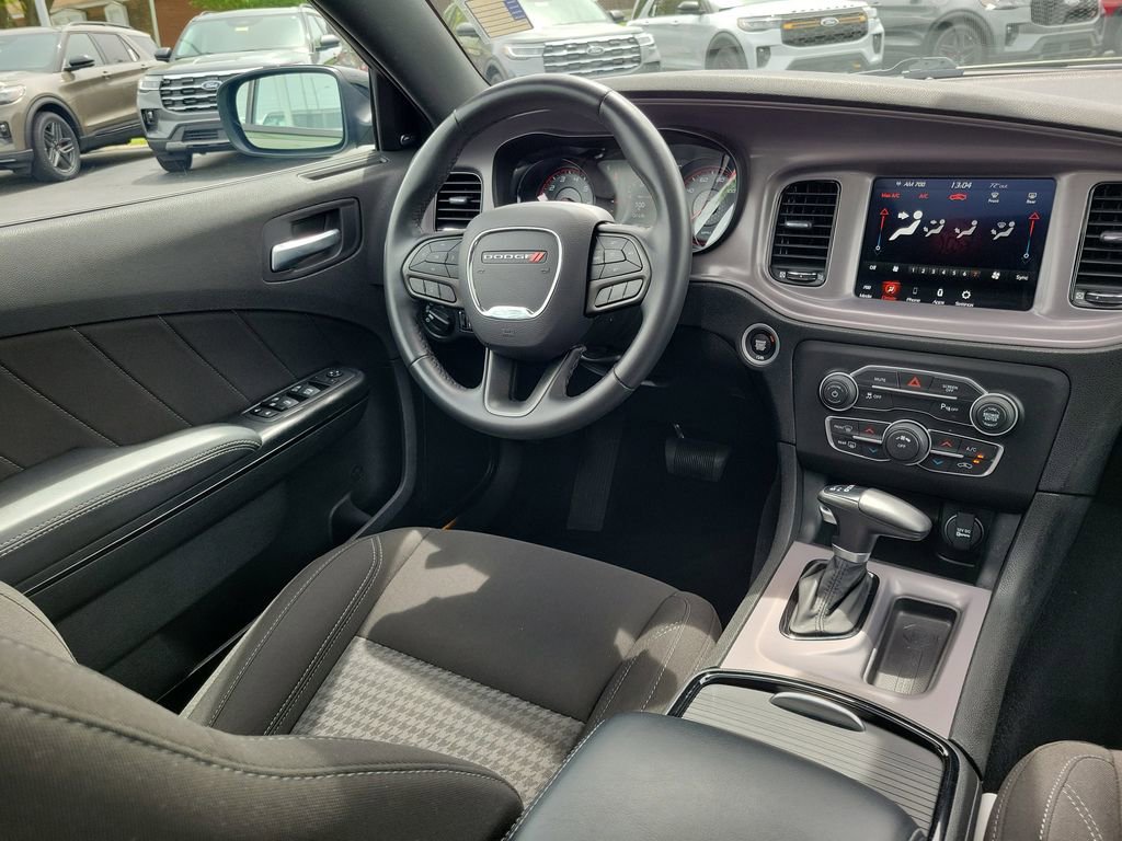 Used 2023 Dodge Charger SXT w/ Blacktop Package RWD image 13