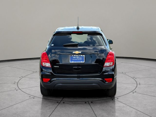 Used 2019 Chevrolet Trax LS w/ Tint and Cruise Package FWD image 9