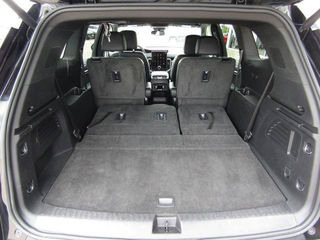 Used 2024 GMC Acadia Elevation AWD/4WD image 38