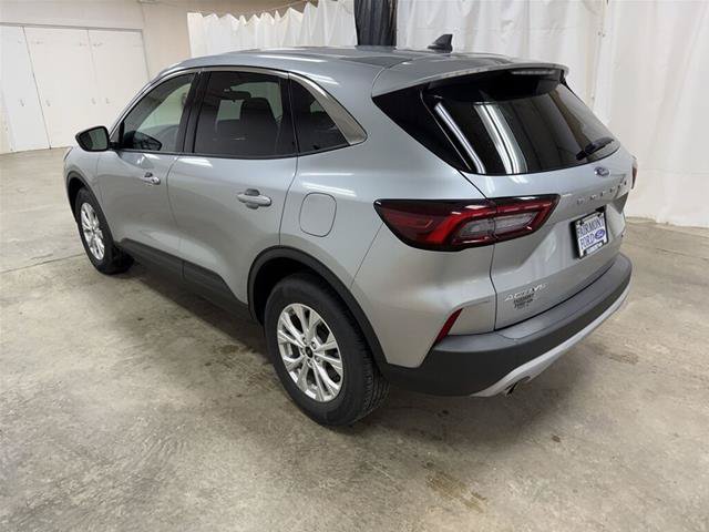 Certified 2023 Ford Escape Active AWD/4WD image 5