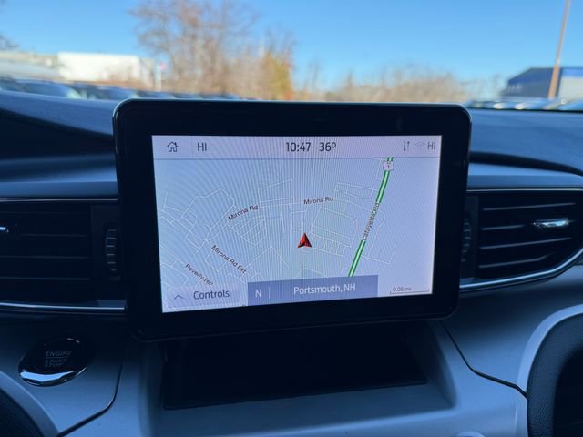 Certified 2022 Ford Explorer XLT w/ Equipment Group 202A image 9