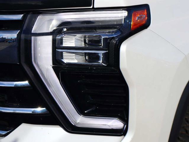 Used 2024 Chevrolet Silverado 2500 LTZ w/ LTZ Plus Package image 10