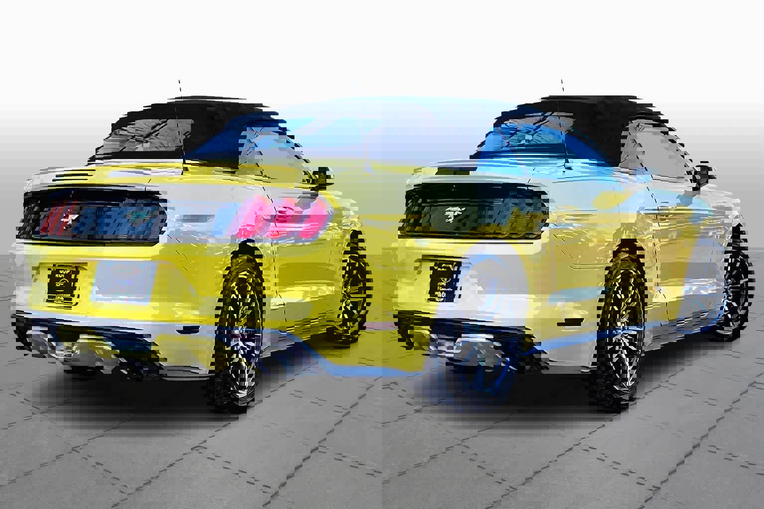 Certified 2017 Ford Mustang Premium image 11