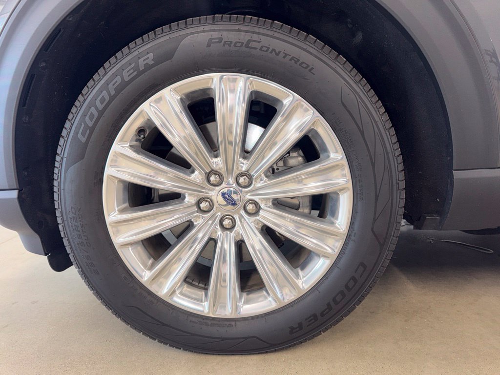 Certified 2020 Ford Explorer Limited w/ Hybrid Equipment Group 310A AWD/4WD image 11