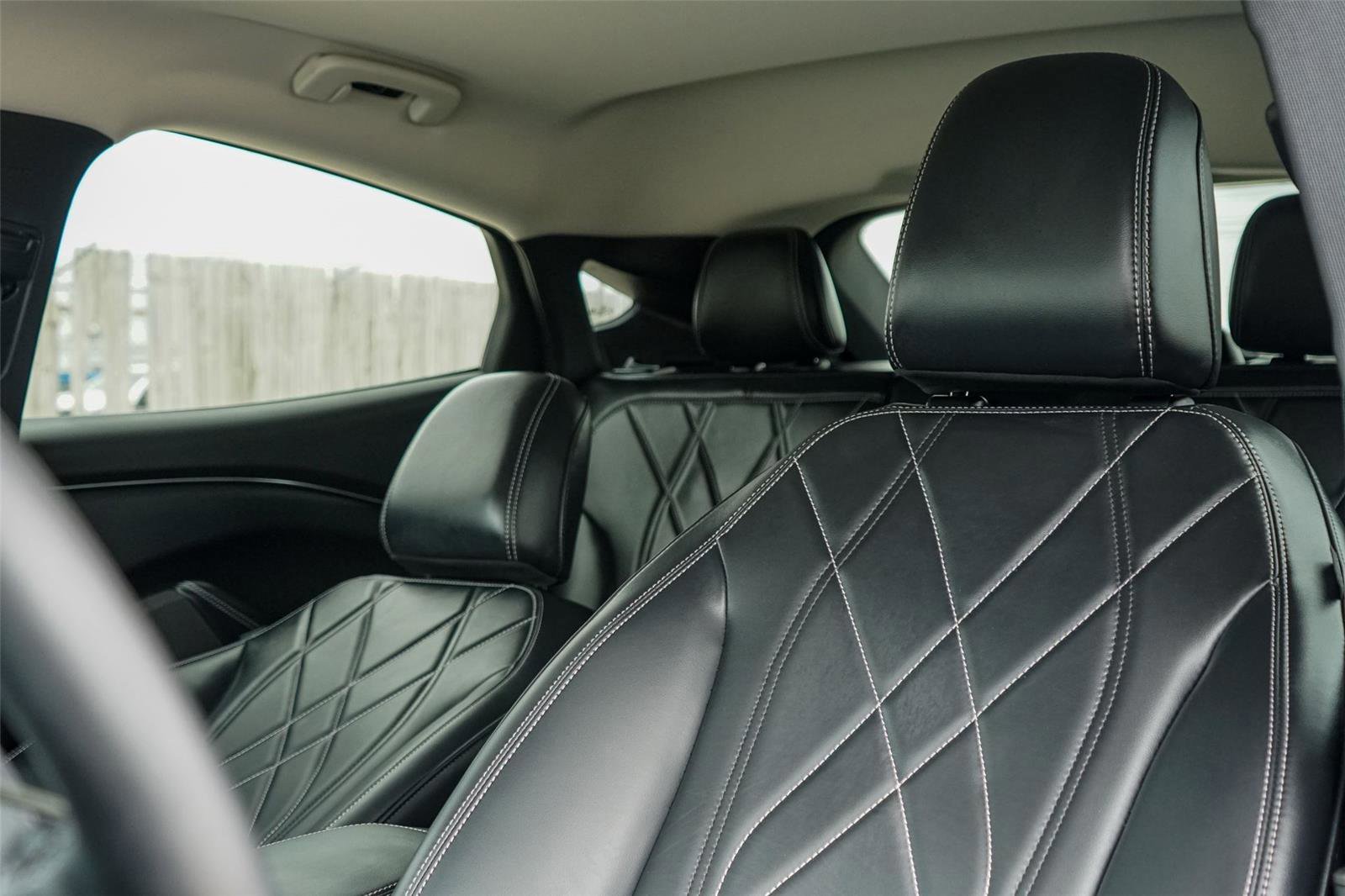 Certified 2025 Ford Mustang Mach-E Select image 11