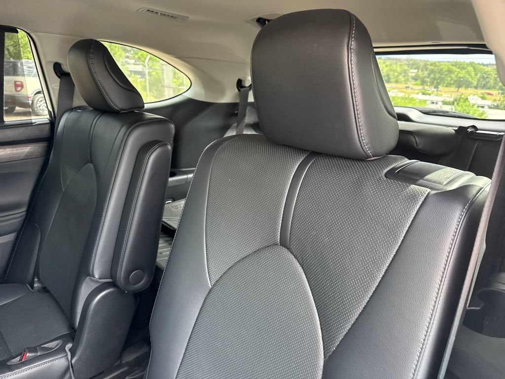 Used 2023 Toyota Highlander Limited AWD/4WD image 22