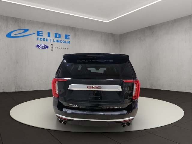 Used 2024 GMC Yukon Denali w/ Advanced Technology Package AWD/4WD image 9