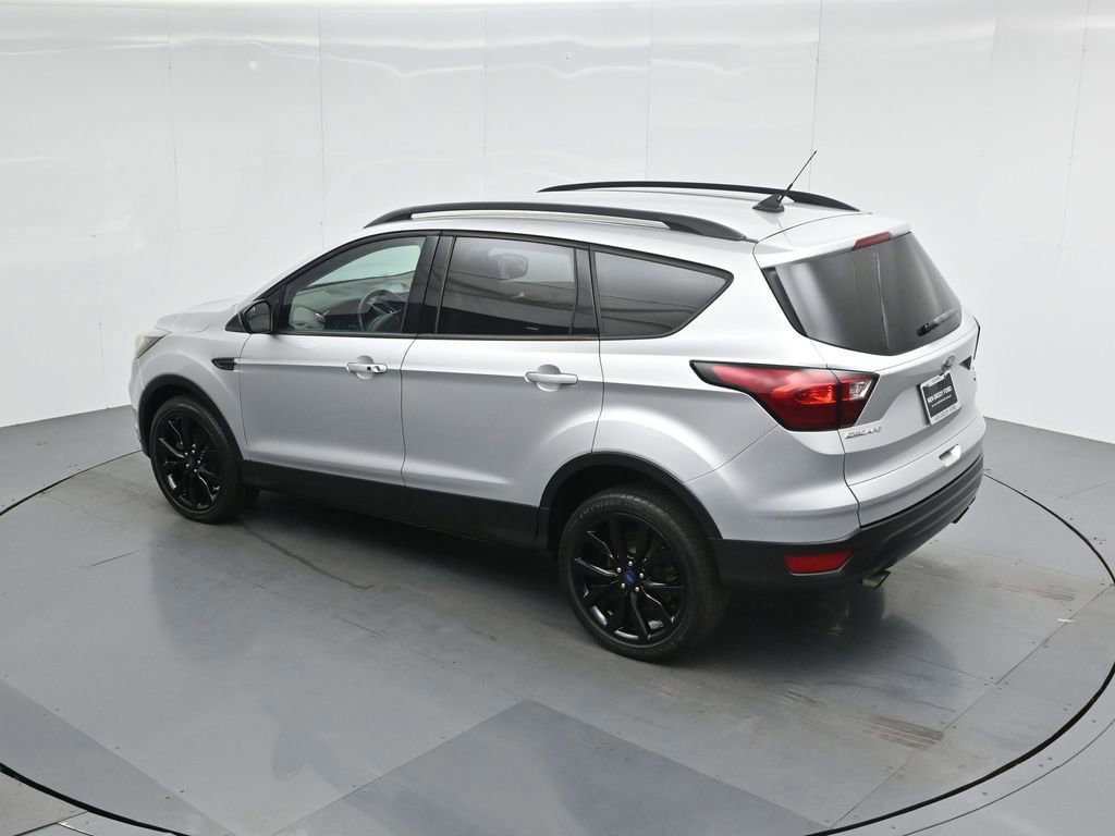 Certified 2019 Ford Escape SE image 19