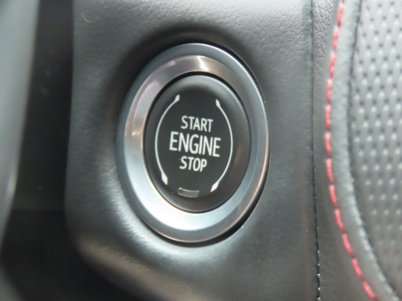 Used 2023 Chevrolet Suburban RST w/ Luxury Package RWD image 24
