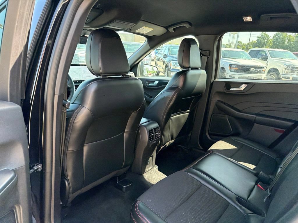 Certified 2023 Ford Escape ST-Line w/ Tech Pack #1 FWD image 15