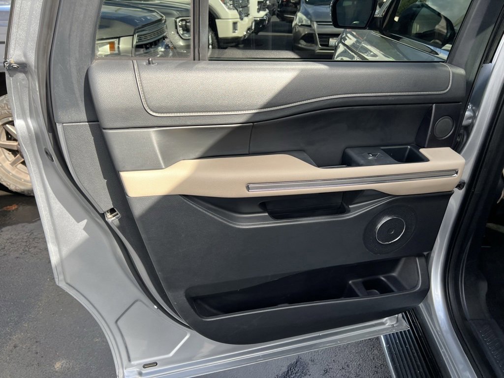 Certified 2023 Ford Expedition Max Limited image 15