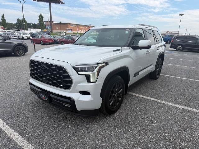 Used 2024 Toyota Sequoia Platinum AWD/4WD image 4