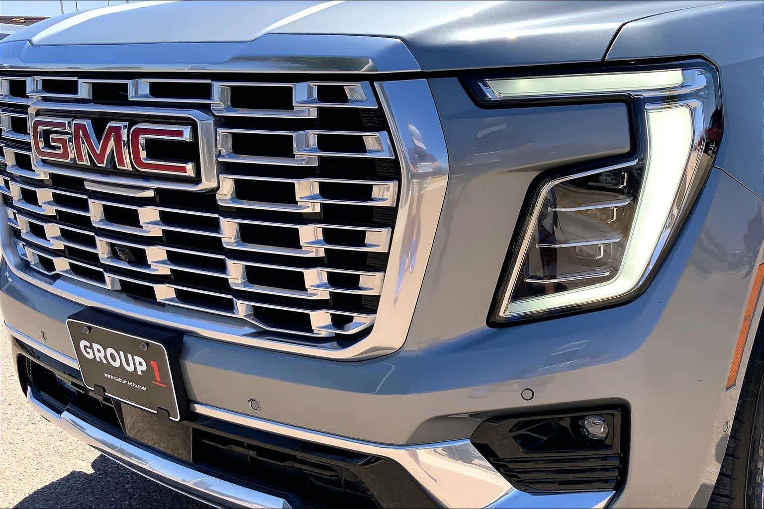 Used 2025 GMC Yukon Denali AWD/4WD image 30