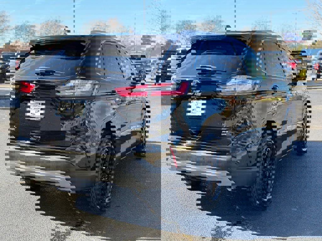 Certified 2022 Ford Edge SEL w/ Convenience Package image 4