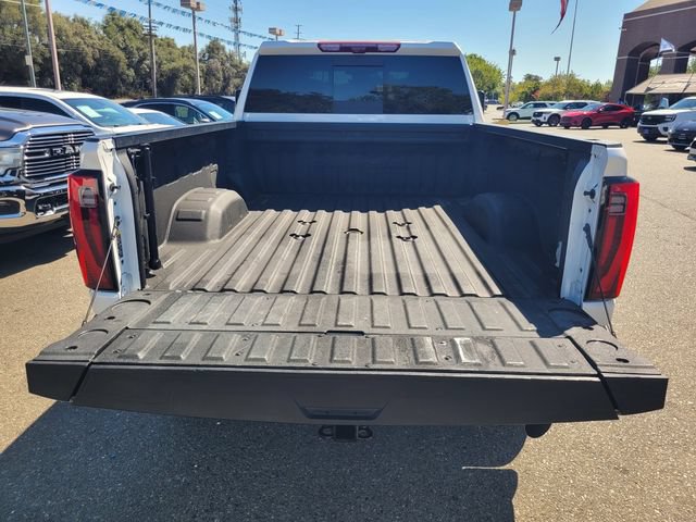 Used 2024 GMC Sierra 2500 Denali Ultimate w/ Max Trailering Package AWD/4WD image 8