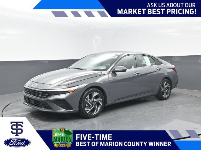 Used 2025 Hyundai Elantra SEL FWD image 1