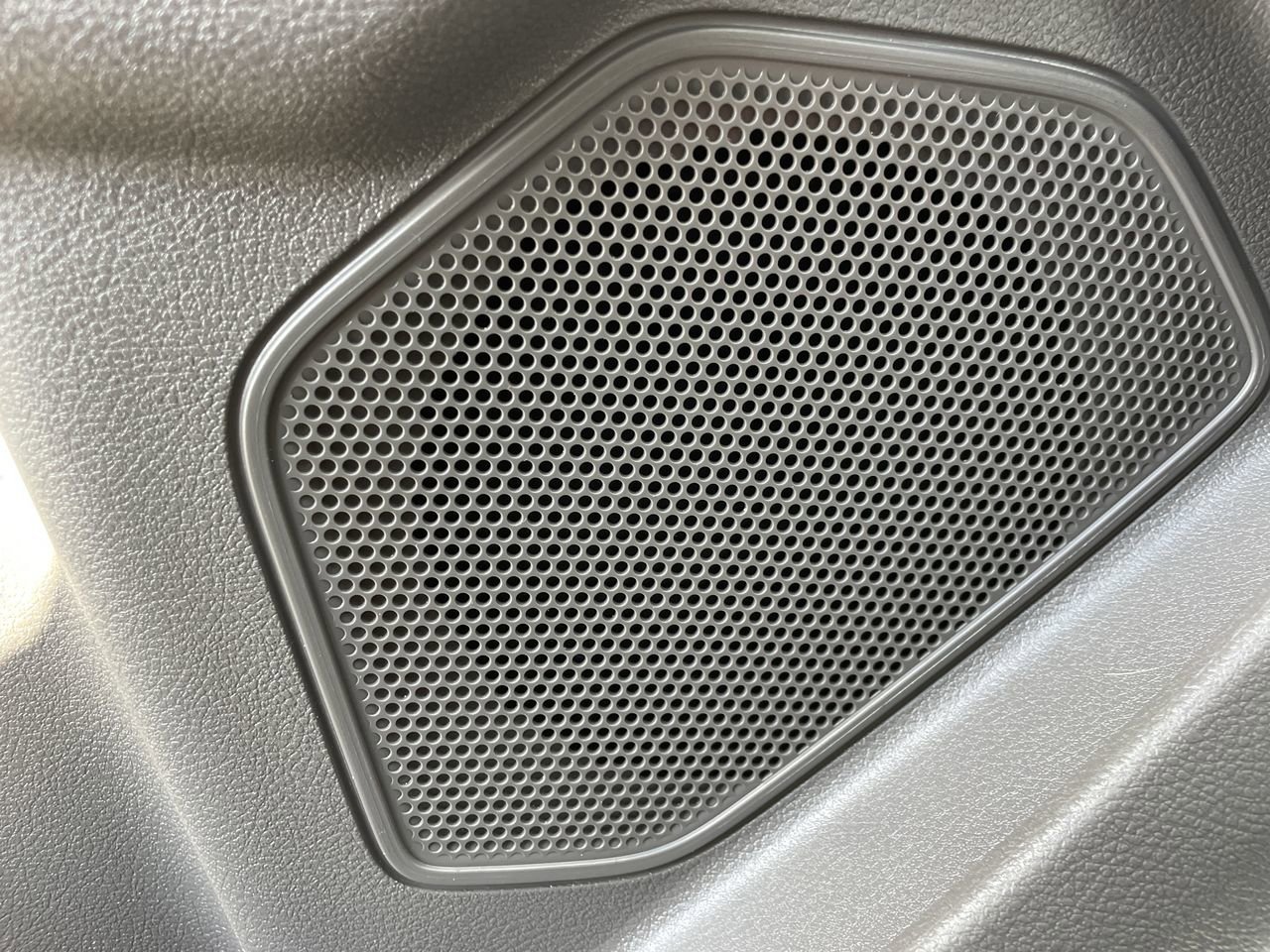 Certified 2024 Ford Transit 350 XLT image 25